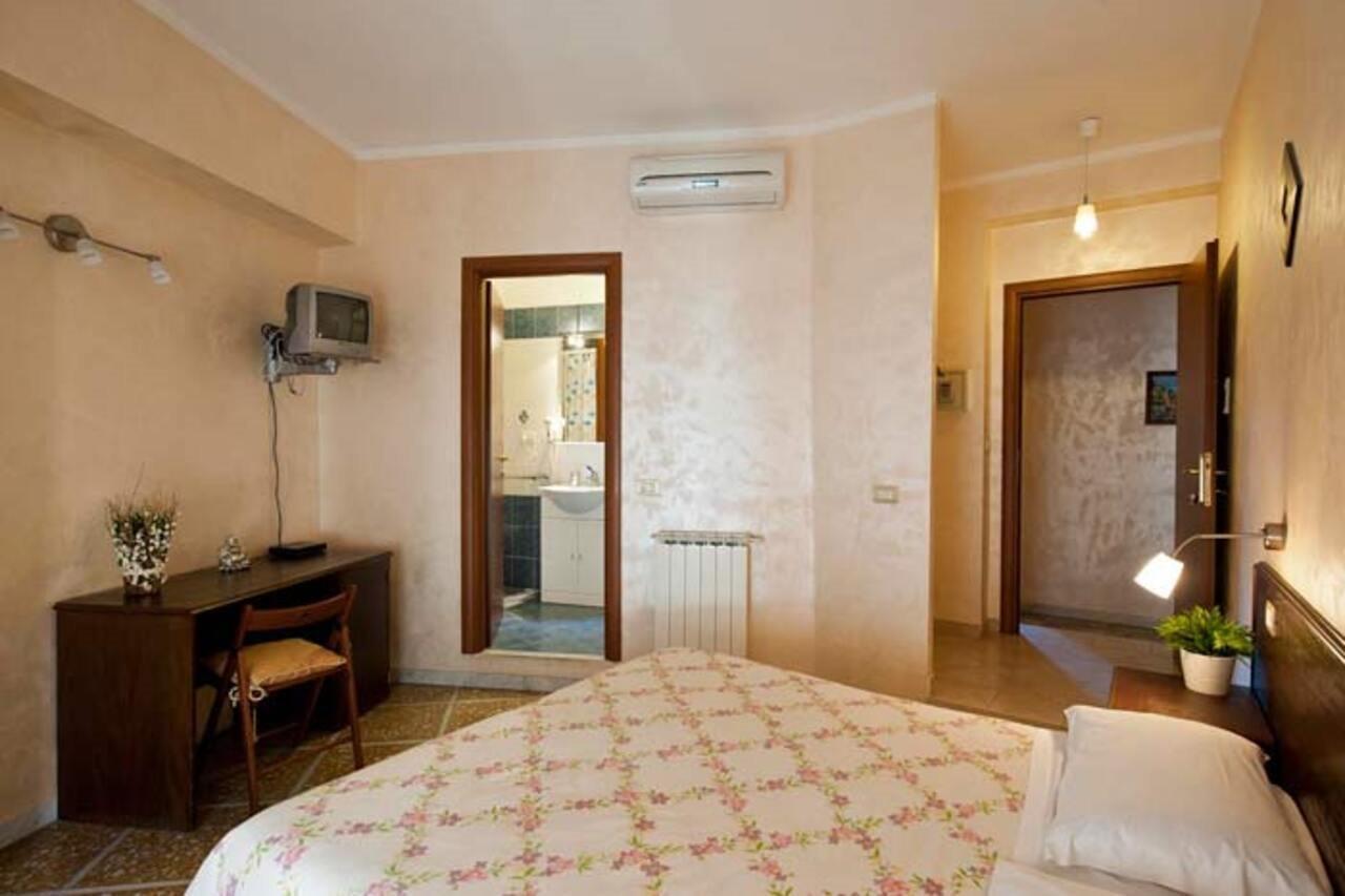 In Trastevere House ローマ エクステリア 写真
